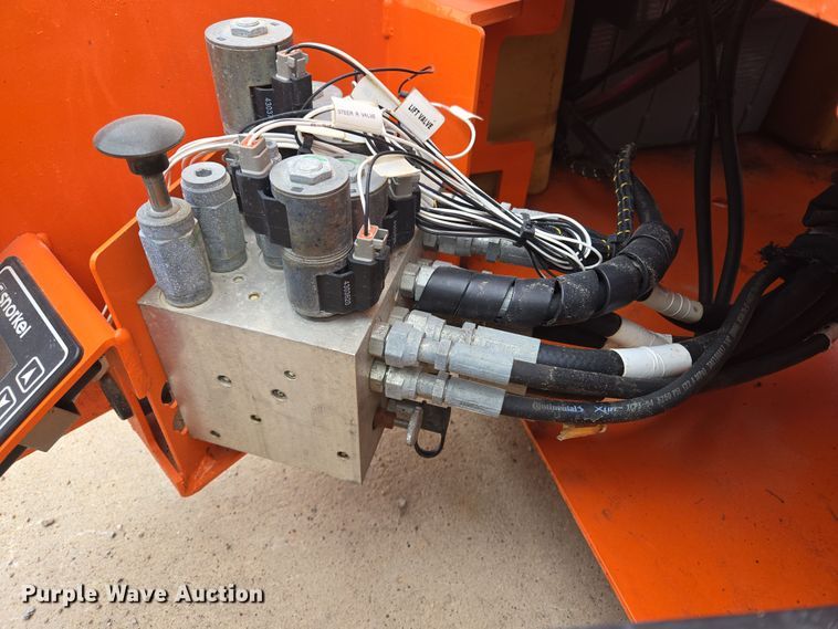 image for item ED2486 2019 Snorkel S3226E scissor lift