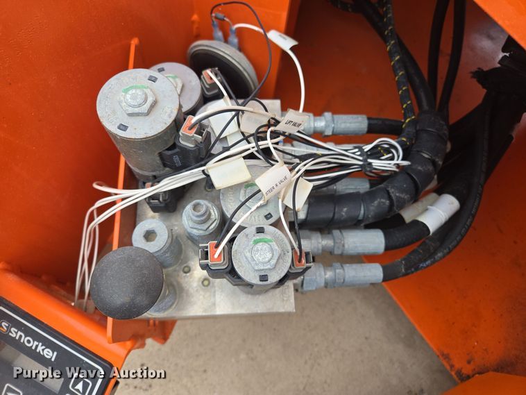 image for item ED2486 2019 Snorkel S3226E scissor lift