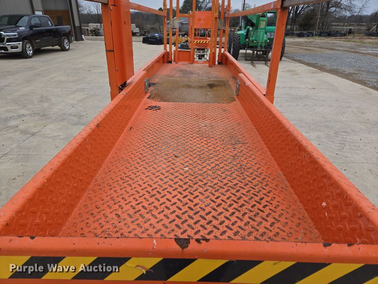 image for item ED2486 2019 Snorkel S3226E scissor lift