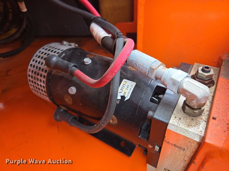 image for item ED2486 2019 Snorkel S3226E scissor lift