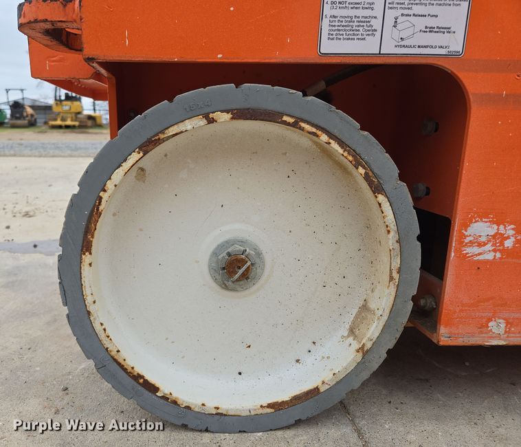 image for item ED2486 2019 Snorkel S3226E scissor lift