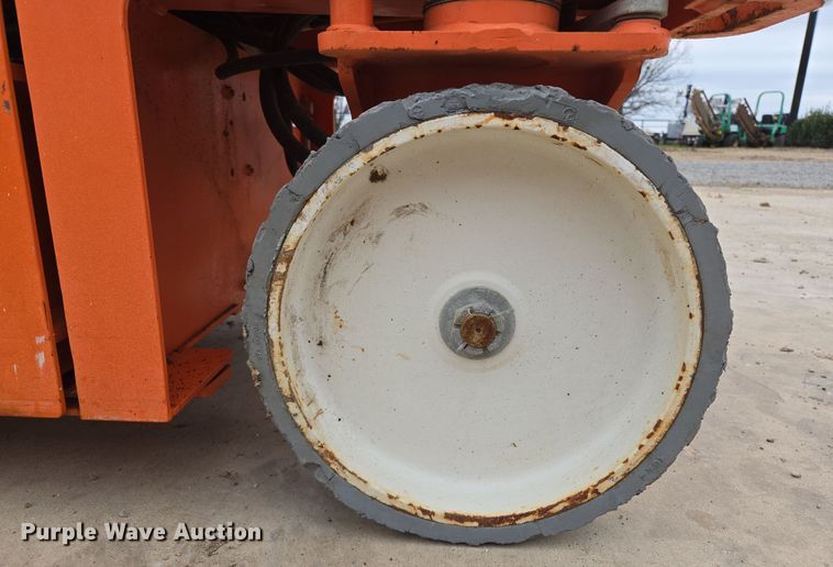 image for item ED2486 2019 Snorkel S3226E scissor lift