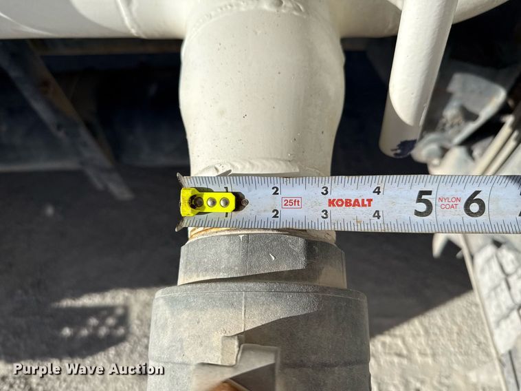 image for item ED5516 2008 Kenworth T370 pressure washer truck