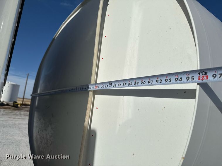 image for item ED5516 2008 Kenworth T370 pressure washer truck