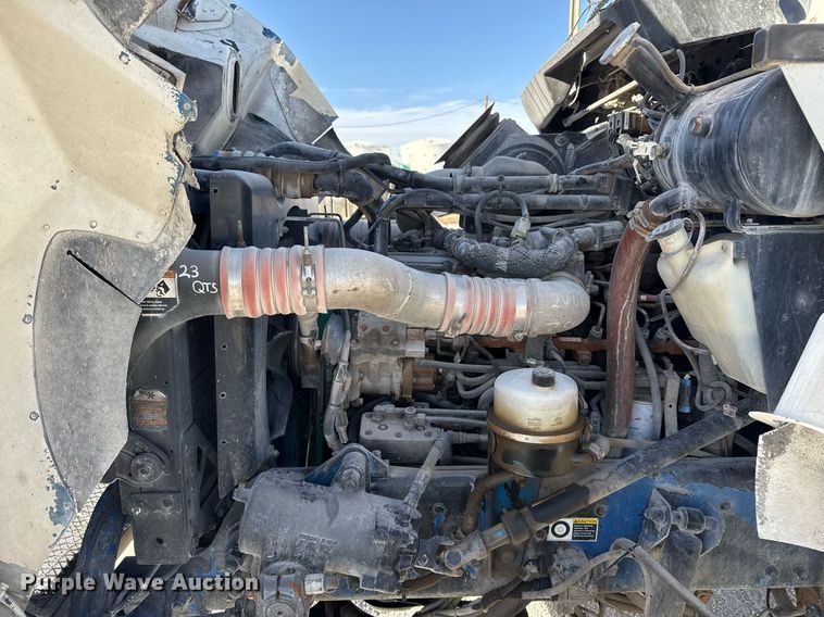 image for item ED5516 2008 Kenworth T370 pressure washer truck