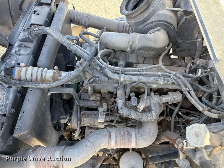 image for item ED5516 2008 Kenworth T370 pressure washer truck