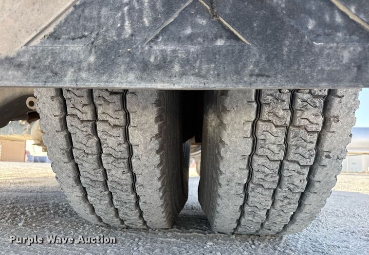 image for item ED5516 2008 Kenworth T370 pressure washer truck