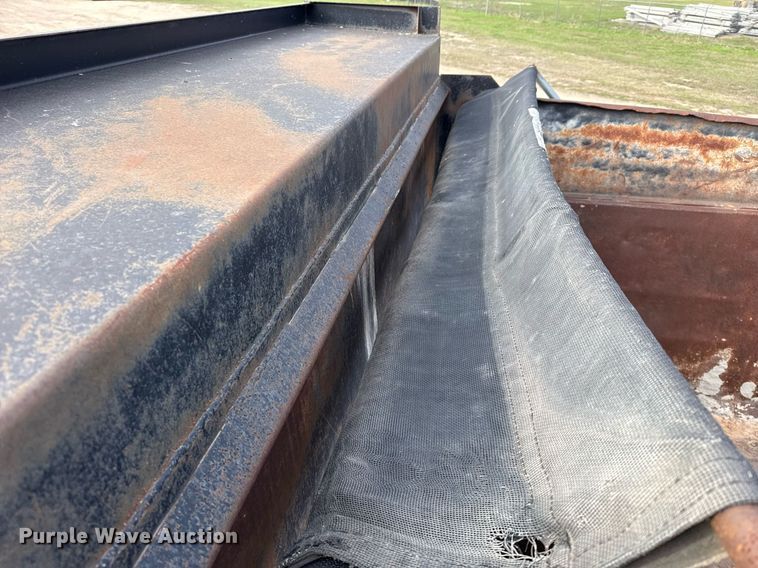 image for item ED5521 2005 Volvo VN dump truck