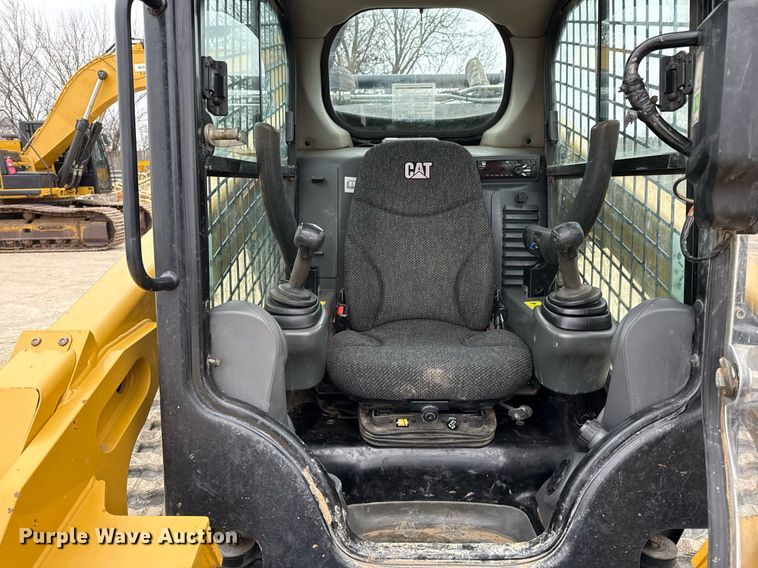 image for item ED5525 2018 Caterpillar 299D2 XHP tracked skid steer loader