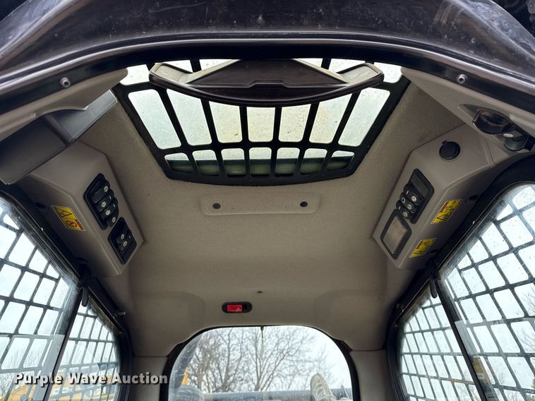 image for item ED5525 2018 Caterpillar 299D2 XHP tracked skid steer loader