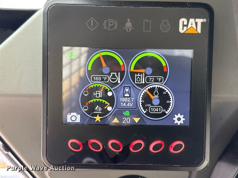 image for item ED5525 2018 Caterpillar 299D2 XHP tracked skid steer loader