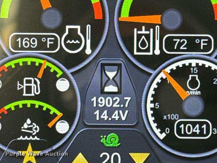 image for item ED5525 2018 Caterpillar 299D2 XHP tracked skid steer loader