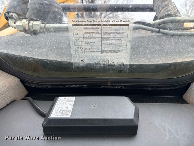 image for item ED5525 2018 Caterpillar 299D2 XHP tracked skid steer loader