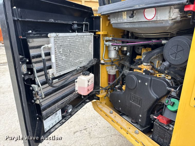 image for item ED5525 2018 Caterpillar 299D2 XHP tracked skid steer loader