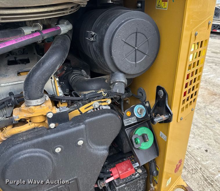 image for item ED5525 2018 Caterpillar 299D2 XHP tracked skid steer loader