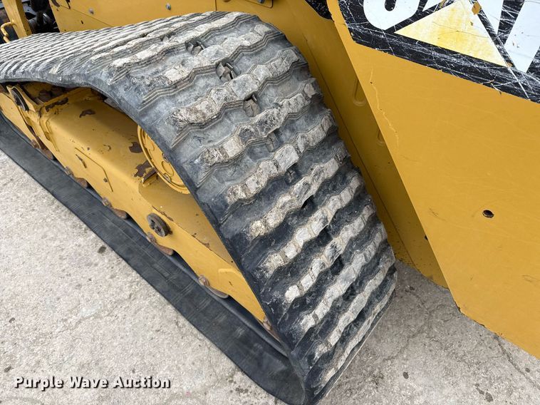 image for item ED5525 2018 Caterpillar 299D2 XHP tracked skid steer loader
