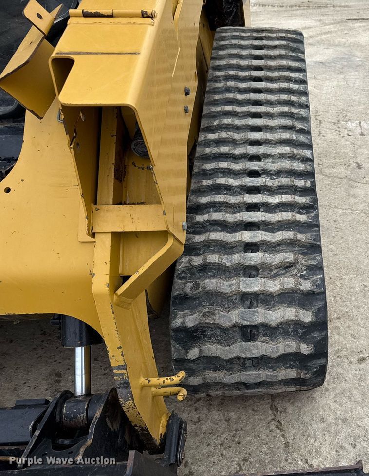 image for item ED5525 2018 Caterpillar 299D2 XHP tracked skid steer loader