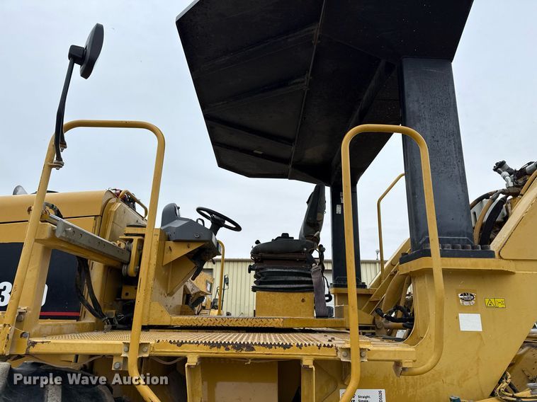 image for item ED5526 2006 Caterpillar RM-300 reclaimer