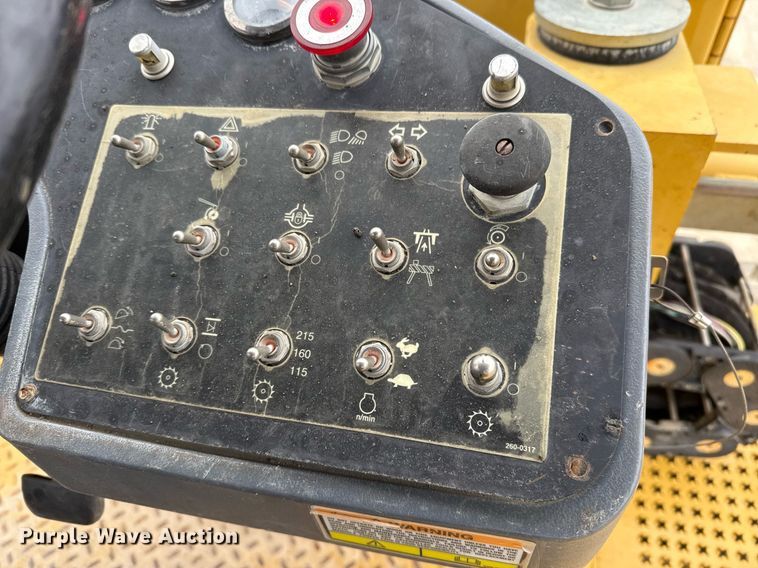 image for item ED5526 2006 Caterpillar RM-300 reclaimer