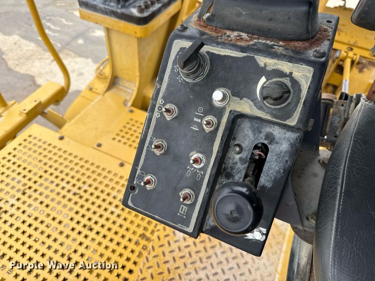 image for item ED5526 2006 Caterpillar RM-300 reclaimer