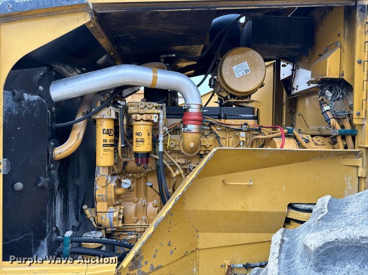 image for item ED5526 2006 Caterpillar RM-300 reclaimer