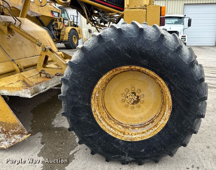 image for item ED5526 2006 Caterpillar RM-300 reclaimer