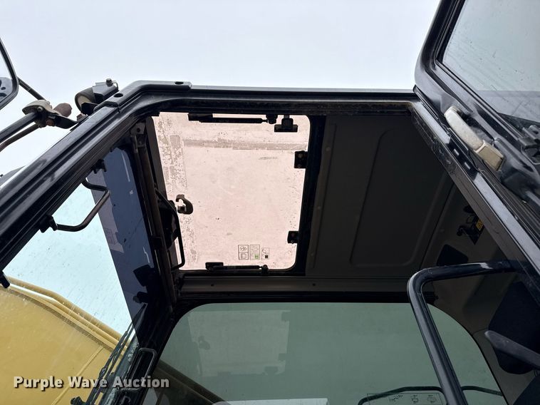 image for item ED5527 2014 Caterpillar 336E L excavator