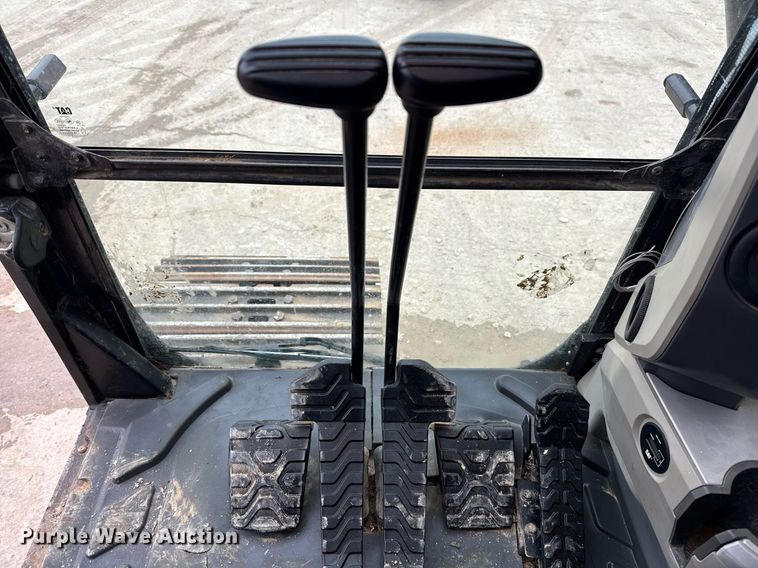 image for item ED5527 2014 Caterpillar 336E L excavator