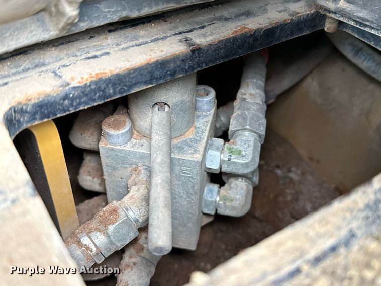 image for item ED5527 2014 Caterpillar 336E L excavator