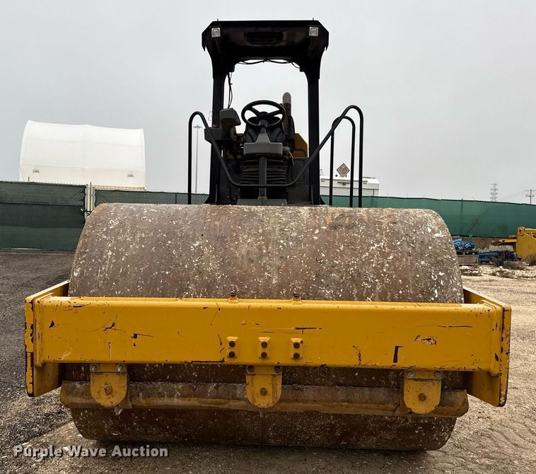 image for item ED5529 2016 Caterpillar CS56B single drum vibratory roller