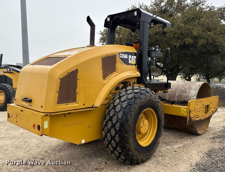image for item ED5529 2016 Caterpillar CS56B single drum vibratory roller