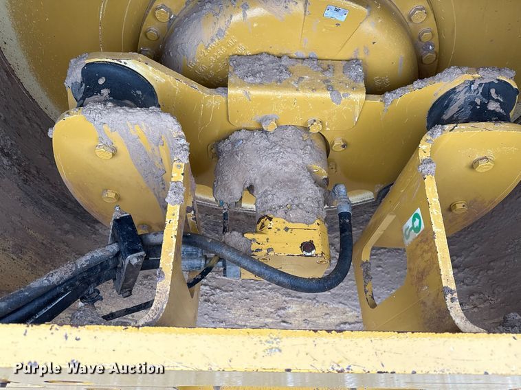 image for item ED5529 2016 Caterpillar CS56B single drum vibratory roller