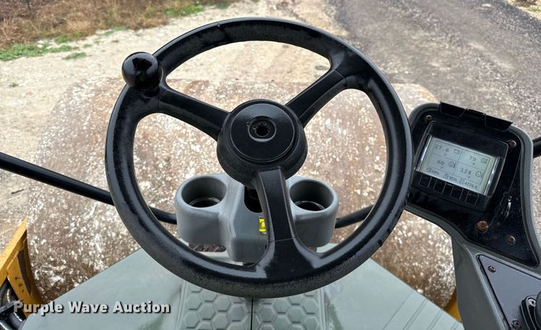 image for item ED5529 2016 Caterpillar CS56B single drum vibratory roller