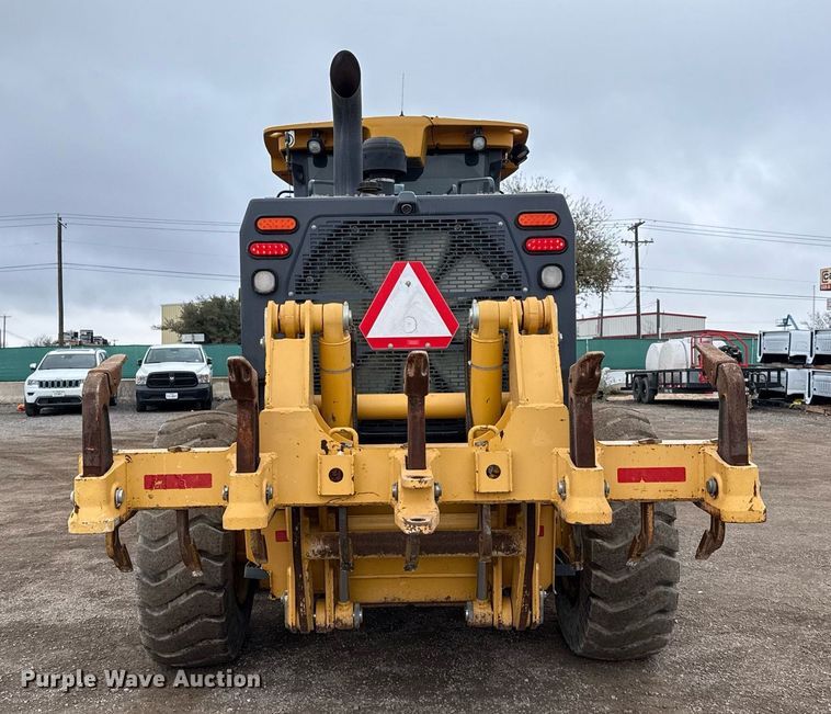 image for item ED5530 2015 John Deere 872GP motor grader