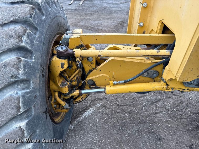 image for item ED5530 2015 John Deere 872GP motor grader