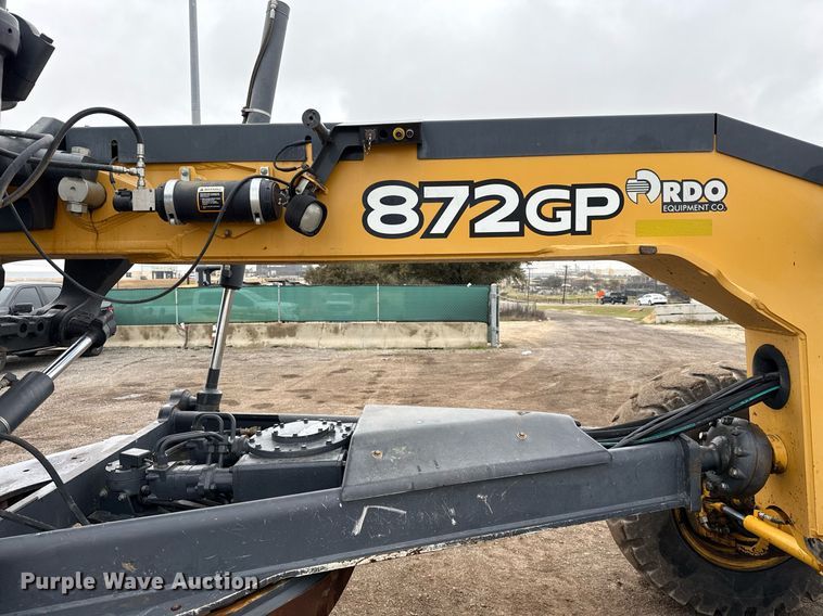 image for item ED5530 2015 John Deere 872GP motor grader