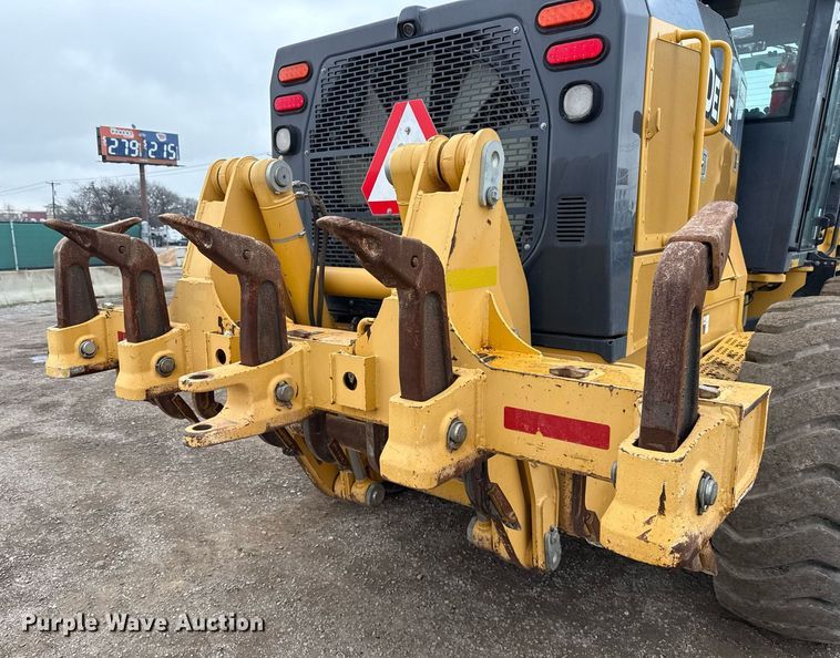 image for item ED5530 2015 John Deere 872GP motor grader