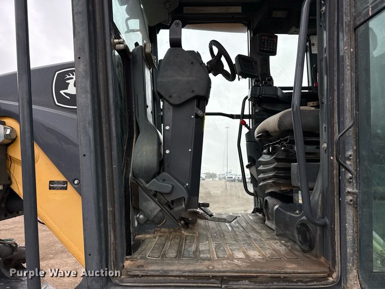 image for item ED5530 2015 John Deere 872GP motor grader