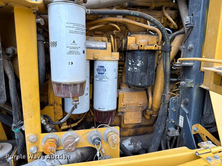 image for item ED5530 2015 John Deere 872GP motor grader