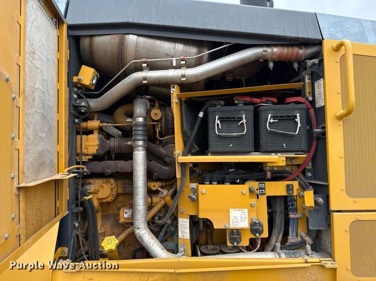 image for item ED5530 2015 John Deere 872GP motor grader