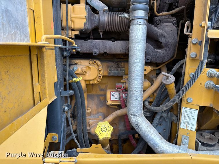 image for item ED5530 2015 John Deere 872GP motor grader