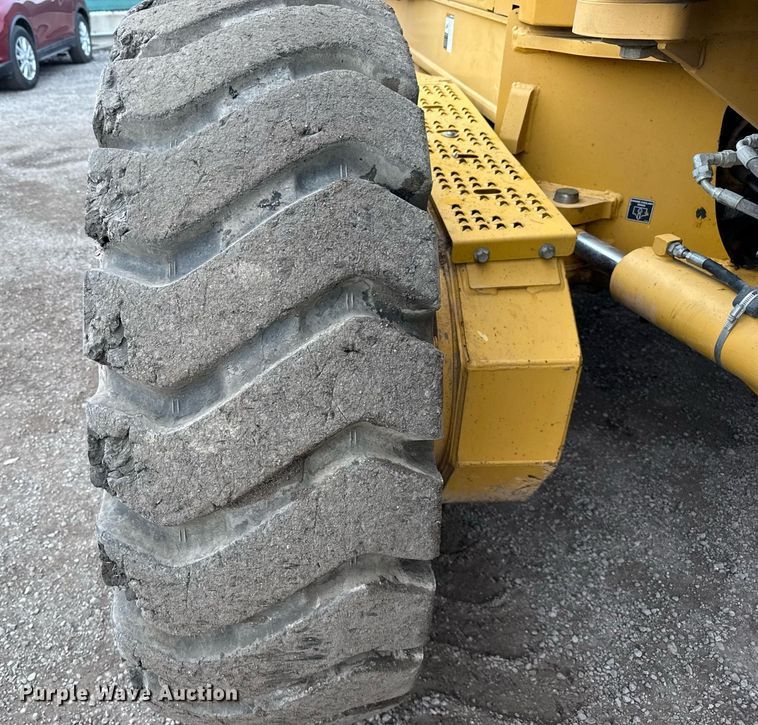 image for item ED5530 2015 John Deere 872GP motor grader