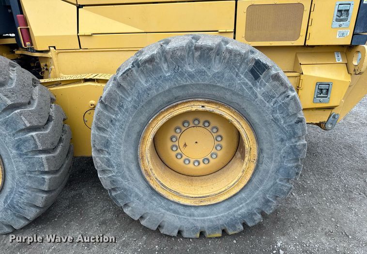 image for item ED5530 2015 John Deere 872GP motor grader