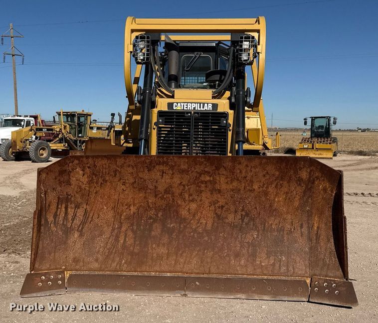 image for item ED5533 2012 Caterpillar D6T XL dozer