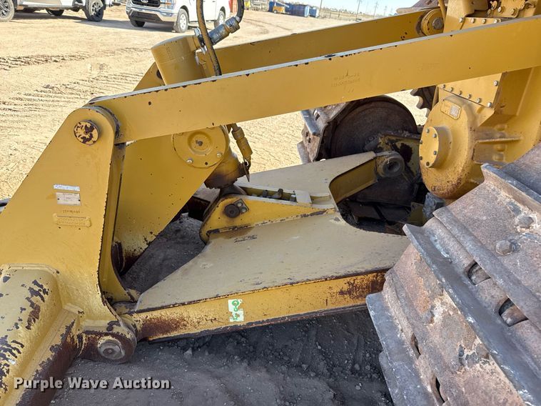 image for item ED5533 2012 Caterpillar D6T XL dozer