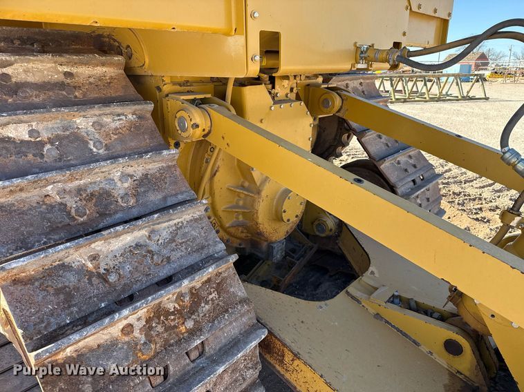 image for item ED5533 2012 Caterpillar D6T XL dozer