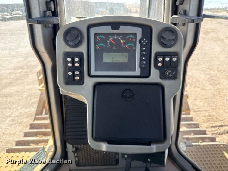 image for item ED5533 2012 Caterpillar D6T XL dozer