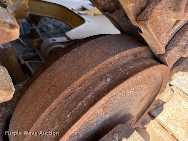 image for item ED5533 2012 Caterpillar D6T XL dozer