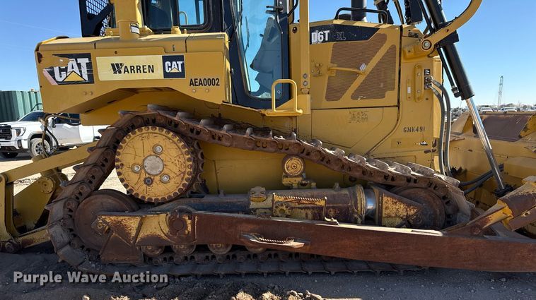 image for item ED5533 2012 Caterpillar D6T XL dozer
