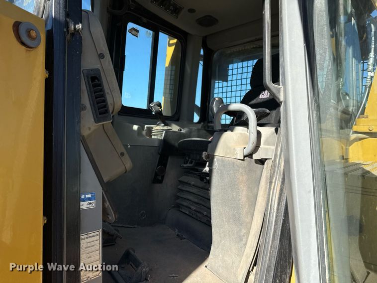 image for item ED5534 2014 Caterpillar D6T XL dozer